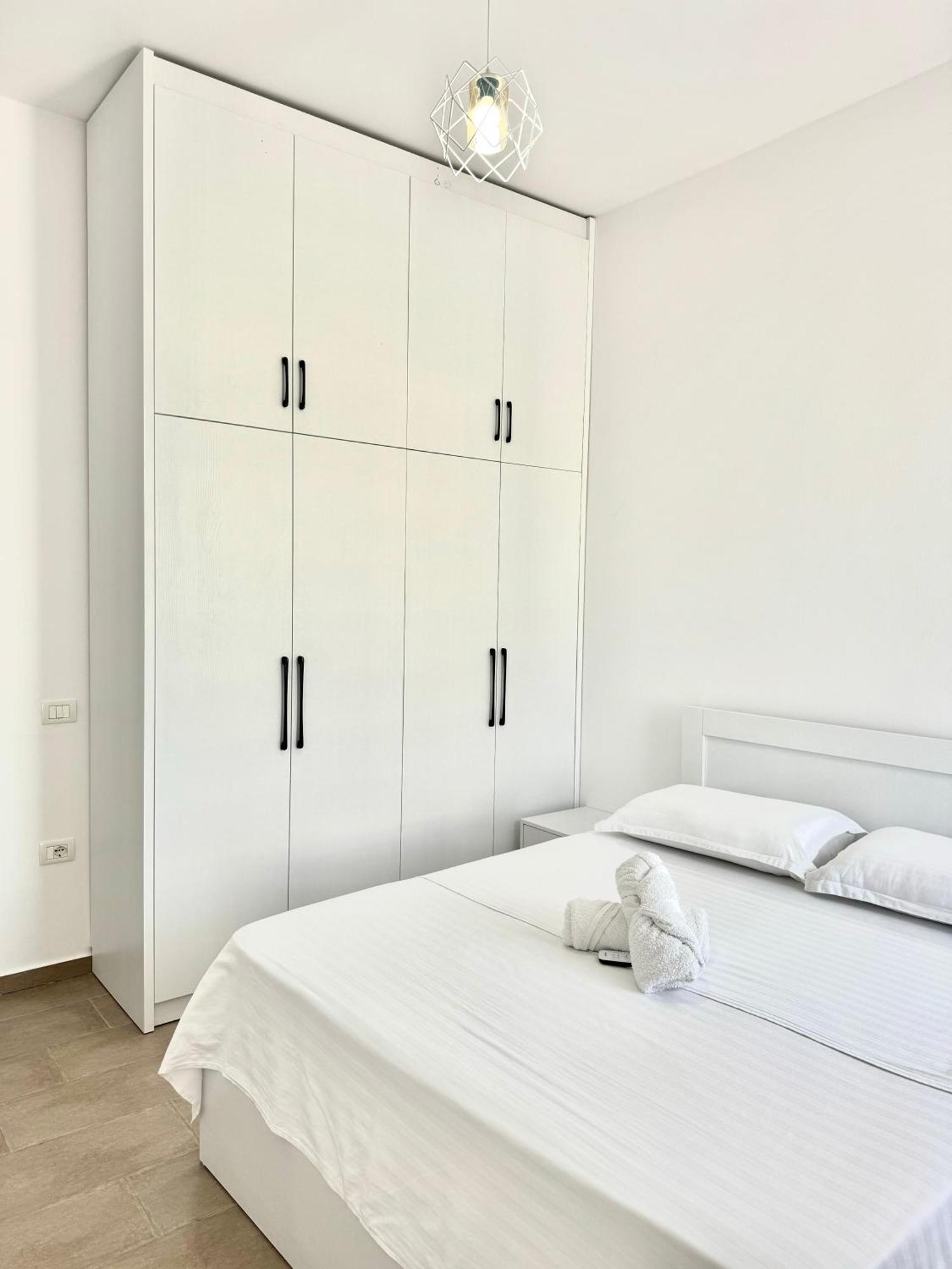 Prestige Apartament Sea View Durres Exterior photo